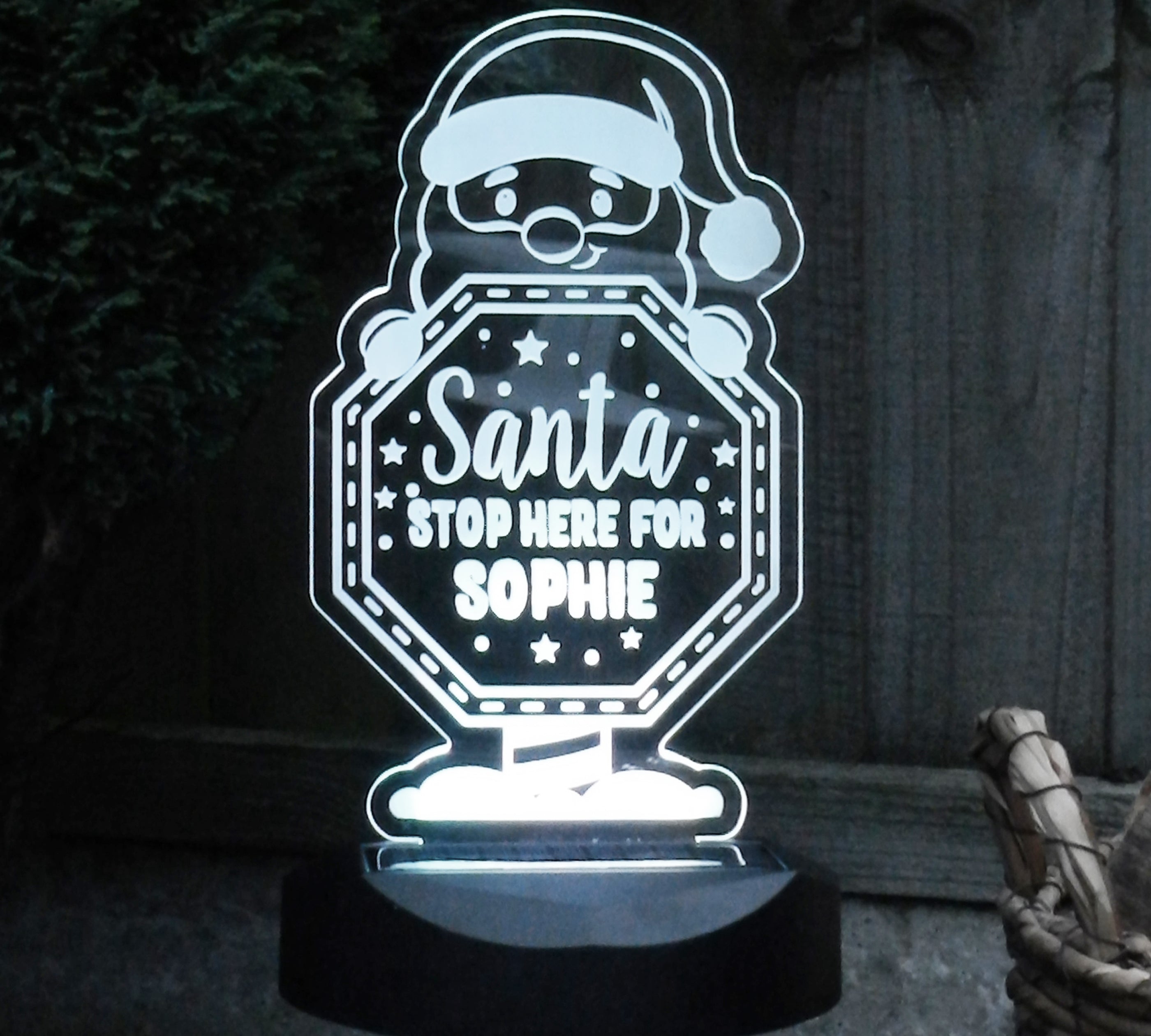 personalised santa stop here solar light sign - sedol gifts (1)
