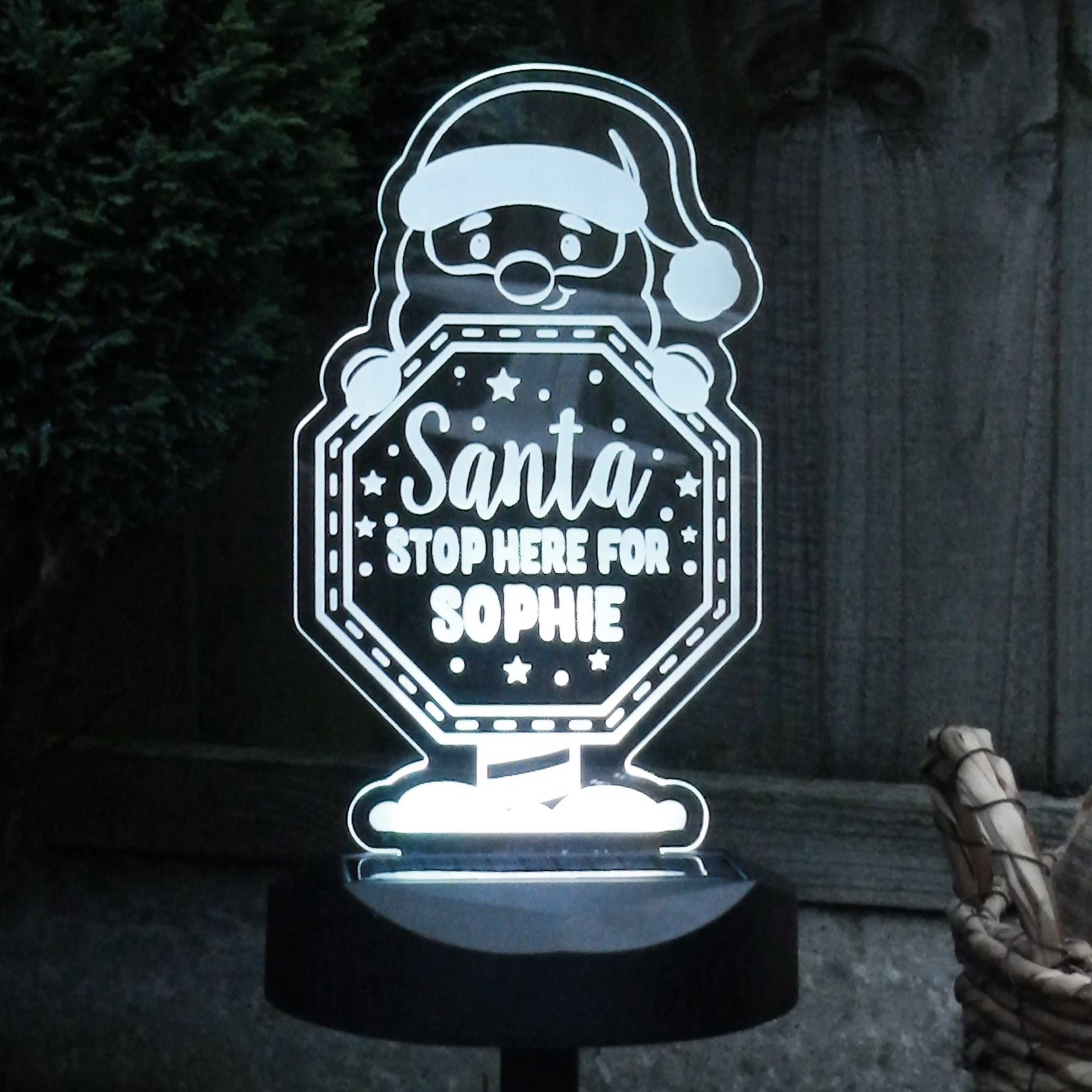 personalised santa stop here solar light sign - sedol gifts (1)
