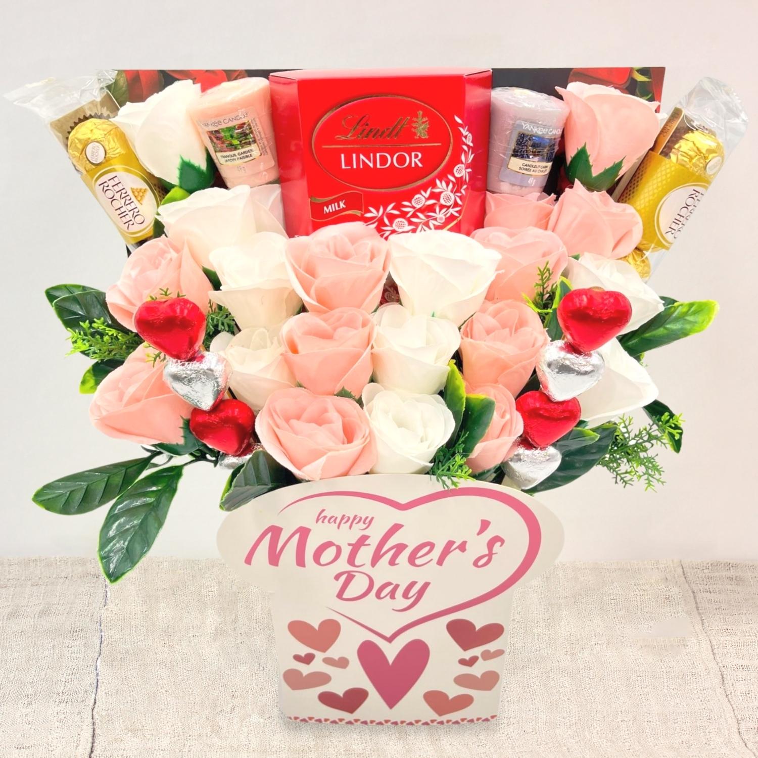 mothers day chocolate bouquet with yankee candles- sedol gifts (2)