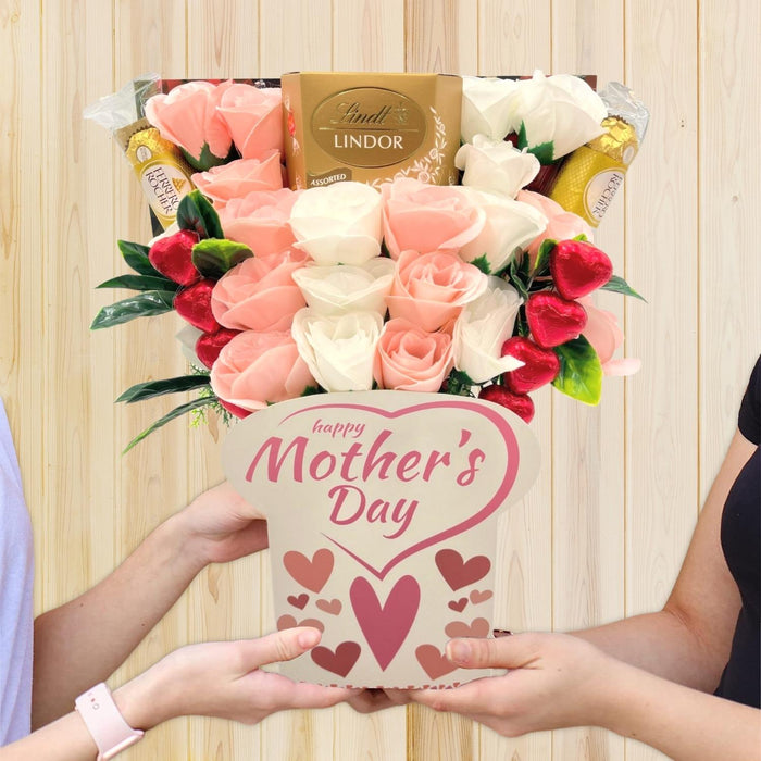 Mothers Day Gifts - Lindt Lindor Chocolate Bouquet Gift (Lindt Assorted)