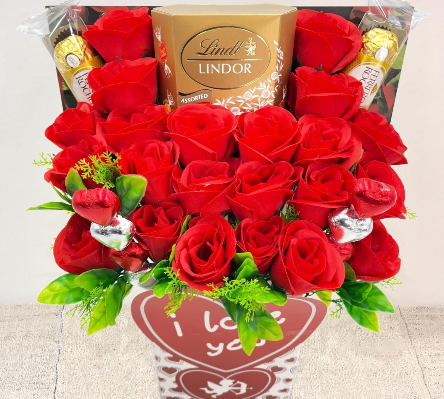 valentines bouquet (lindt assorted) - sedol gifts (2)